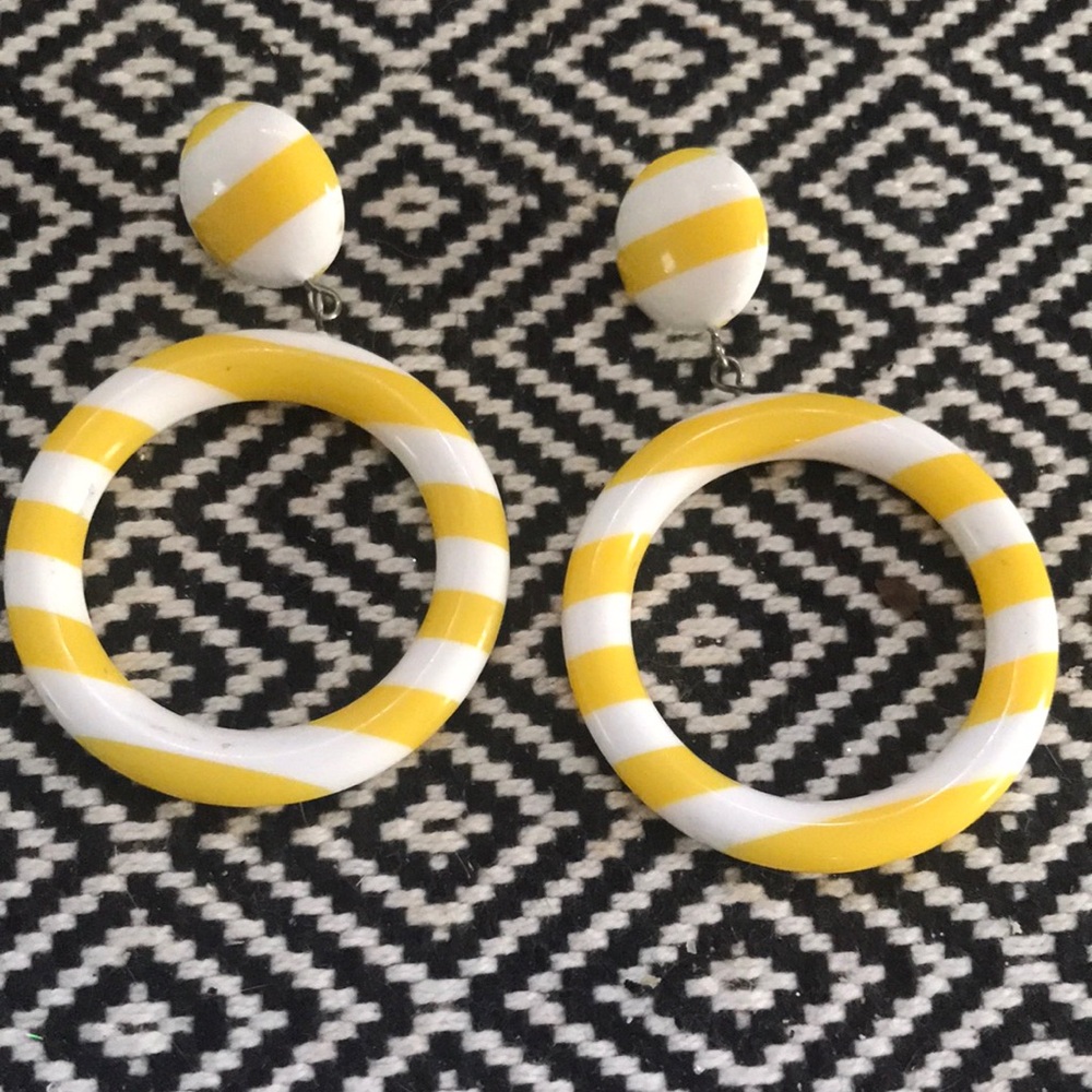 Vintage striped hoop earrings - Picture 2 of 4